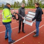 Wethouder Rebel geeft startsein aanleg ledverlichting AV Zuidwal